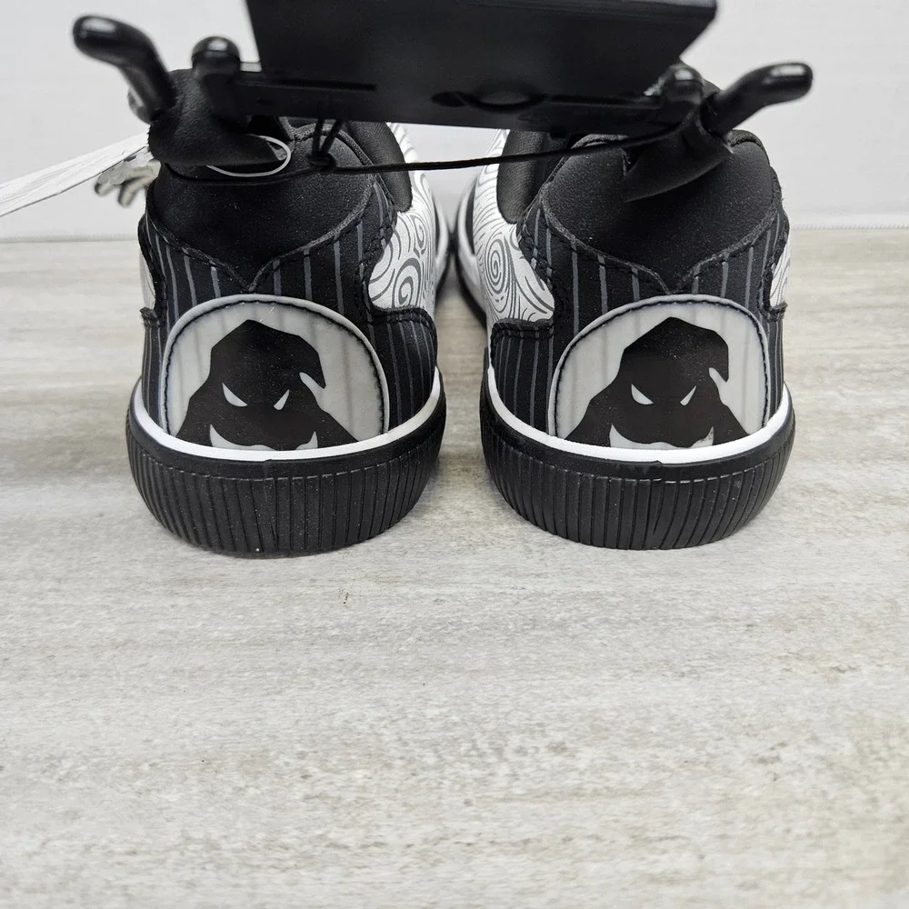 The Nightmare Before Christmas Jack Skellington Sneakers Mens Size 7 Black White